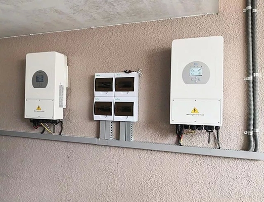 Inversor híbrido Deye de 10kw de três fases para sistema de eletricidade híbrida solar 380v